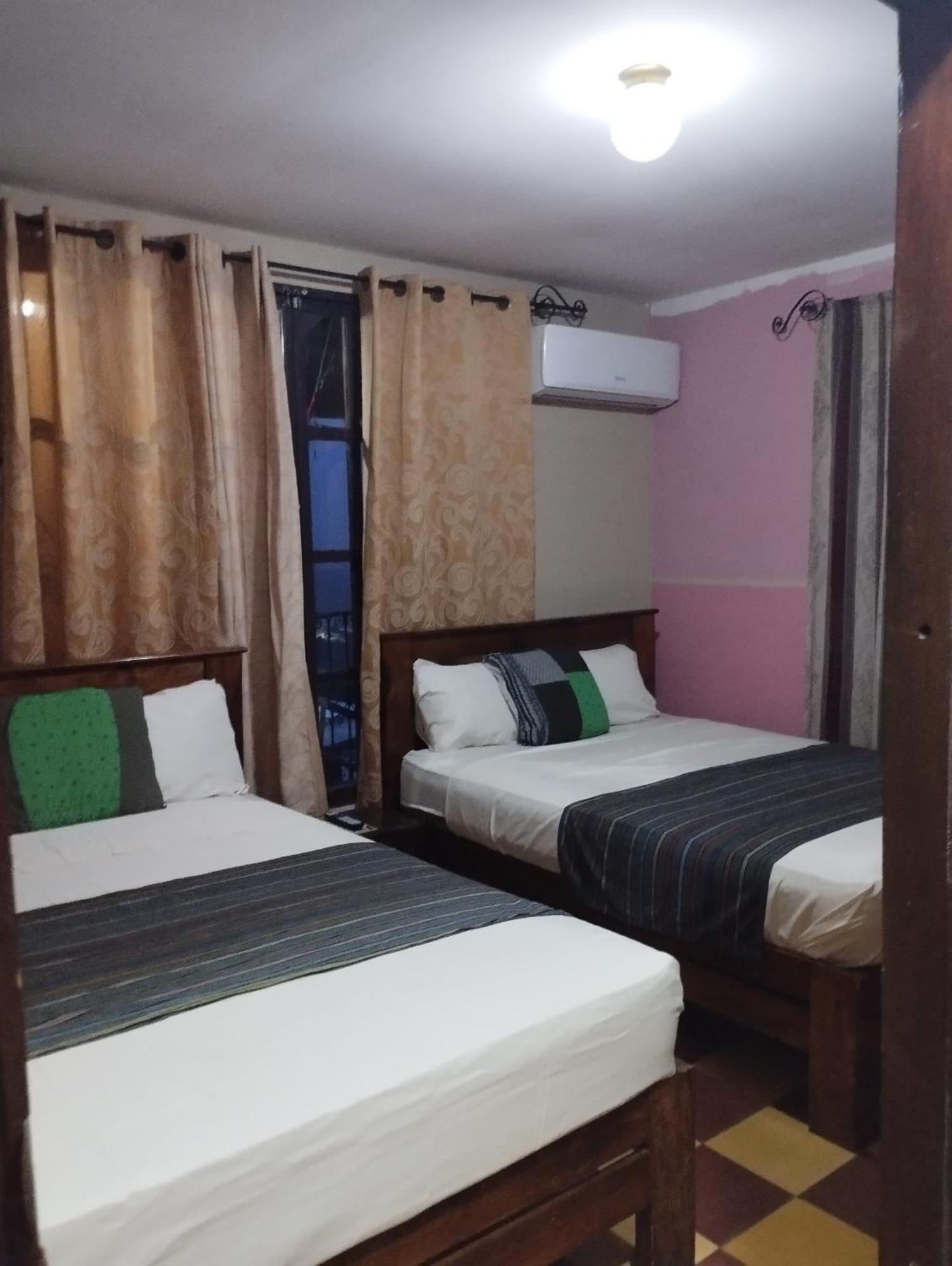 Hotel El Almendro Copan Exterior photo